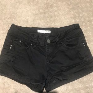 Wanna Betta butt shorts